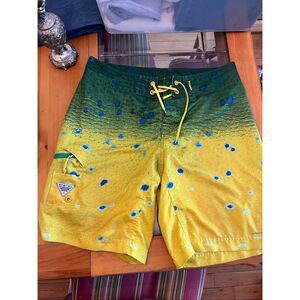 Columbia Men's Dorado Fish Scale PFG Offshore Board Shorts Yellow Green Size 38